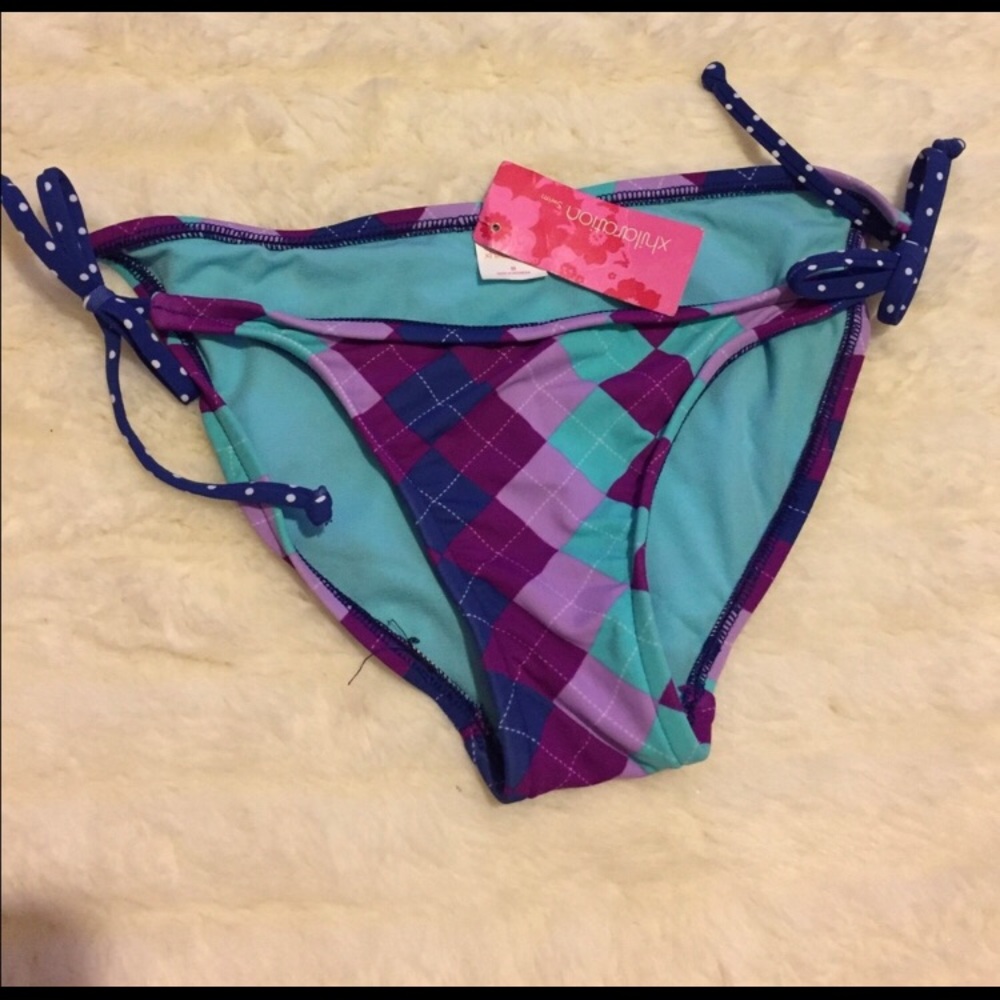 NWT xhilaration Bikini bottoms size M